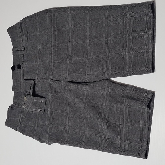 Ricki’s Plaid short Size 2 - Picture 2 of 10